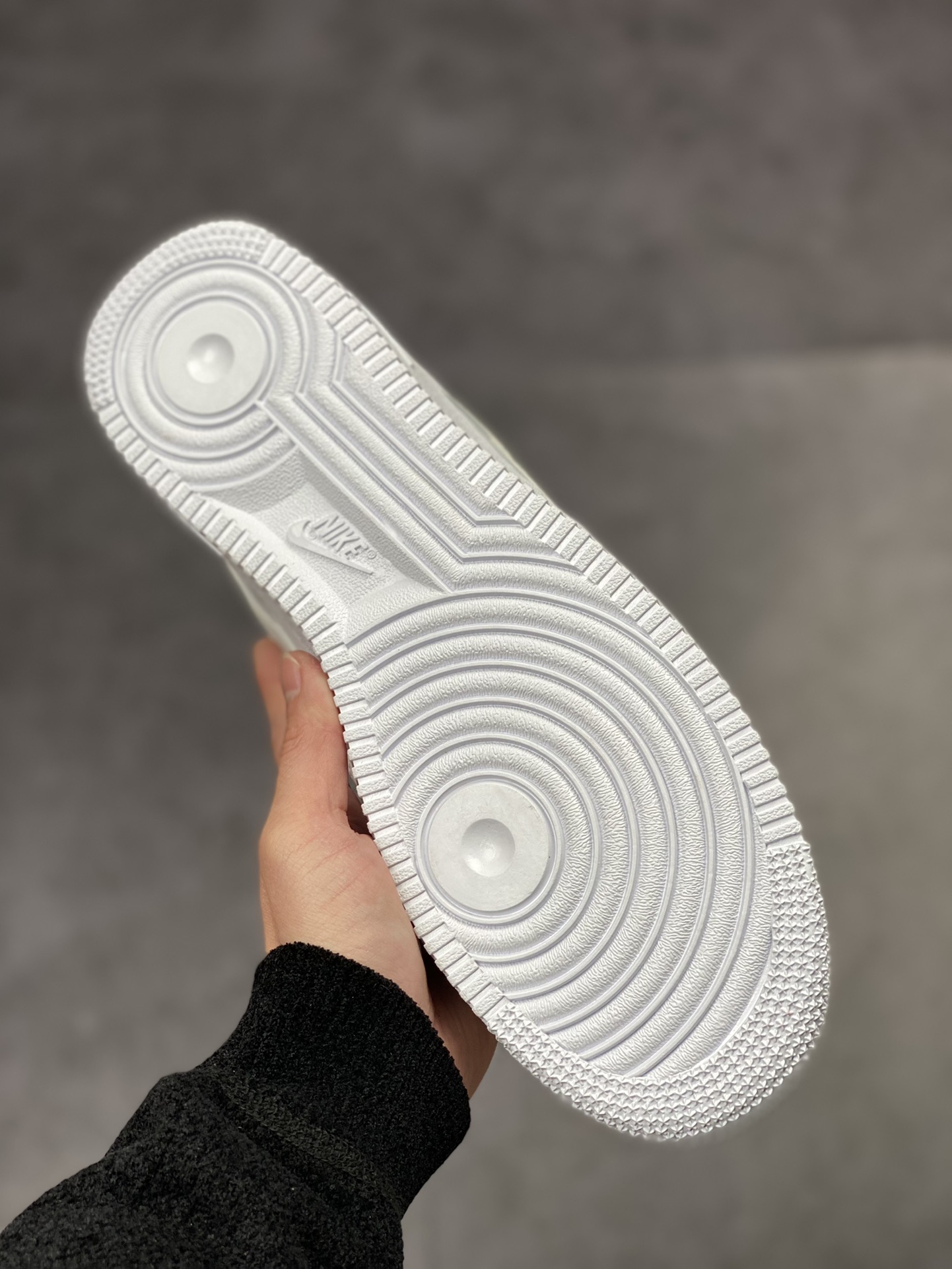 180 Nike Air Force 1 Low 07 米银灰 315115-168