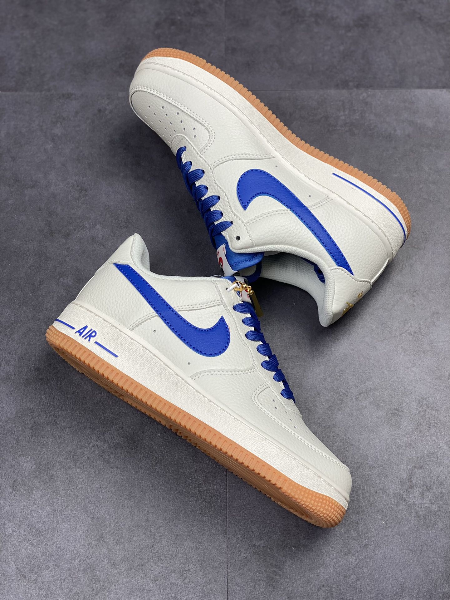 230 Nike Air Force 1 Low 07 米白蓝生胶NN0613-011