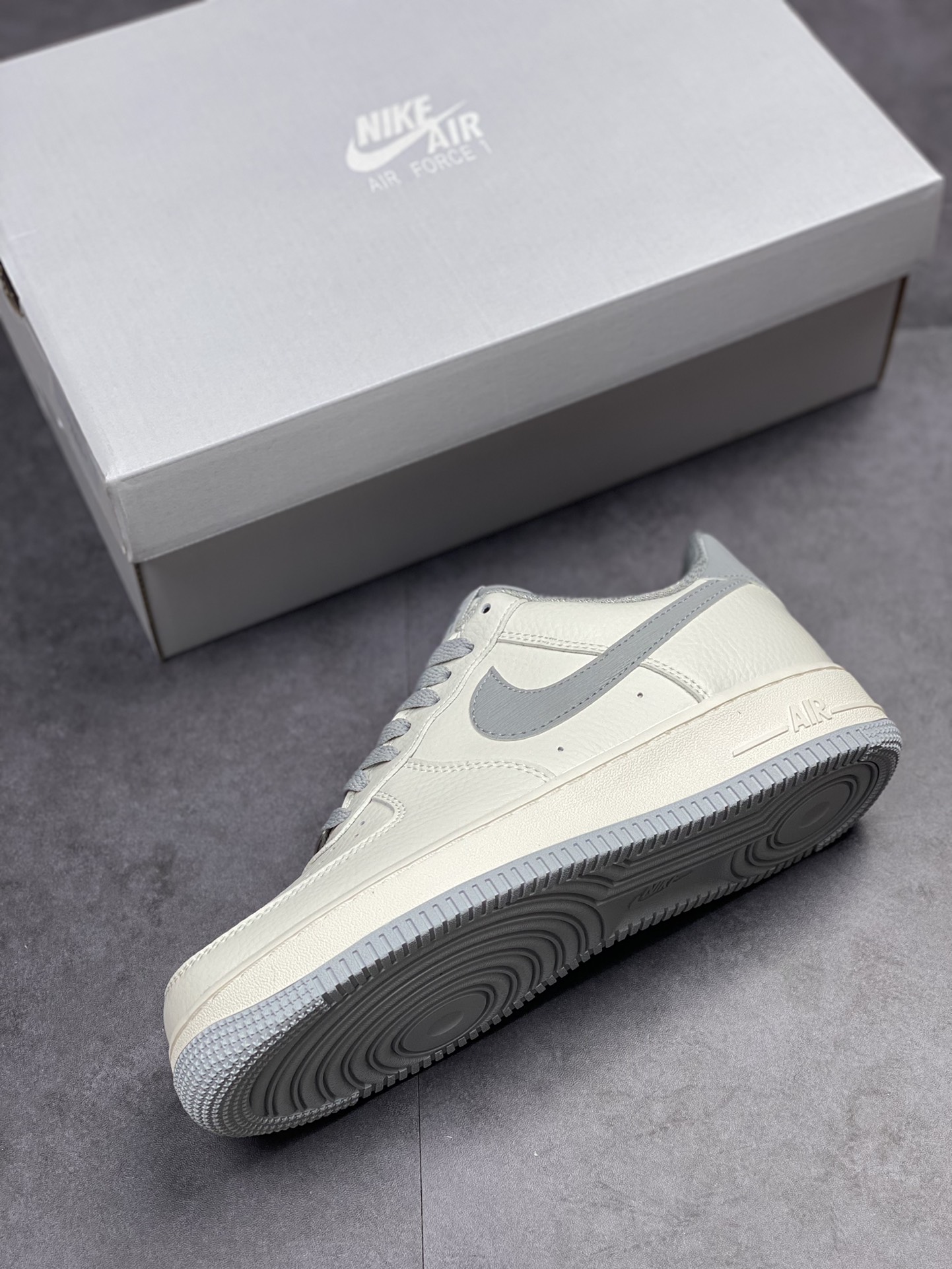 230 Nike Air Force 1 Low 07 白深灰签字笔 NK6369-566