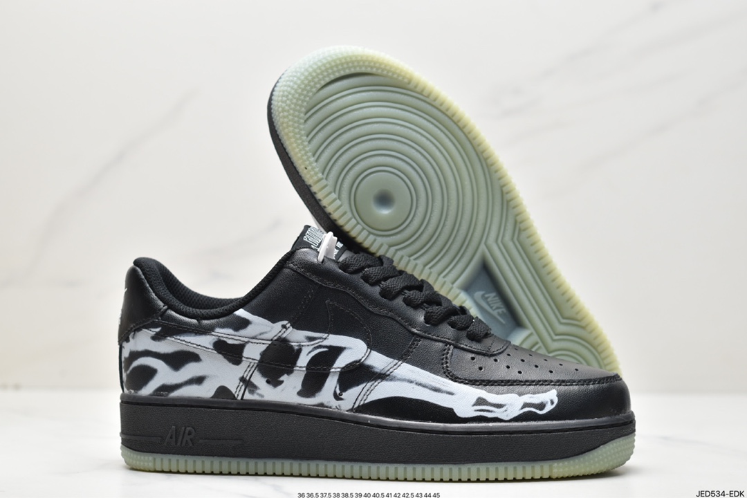 150 耐克Nike Air Force 1 空军一号低帮运动休闲板鞋 DQ7541-100