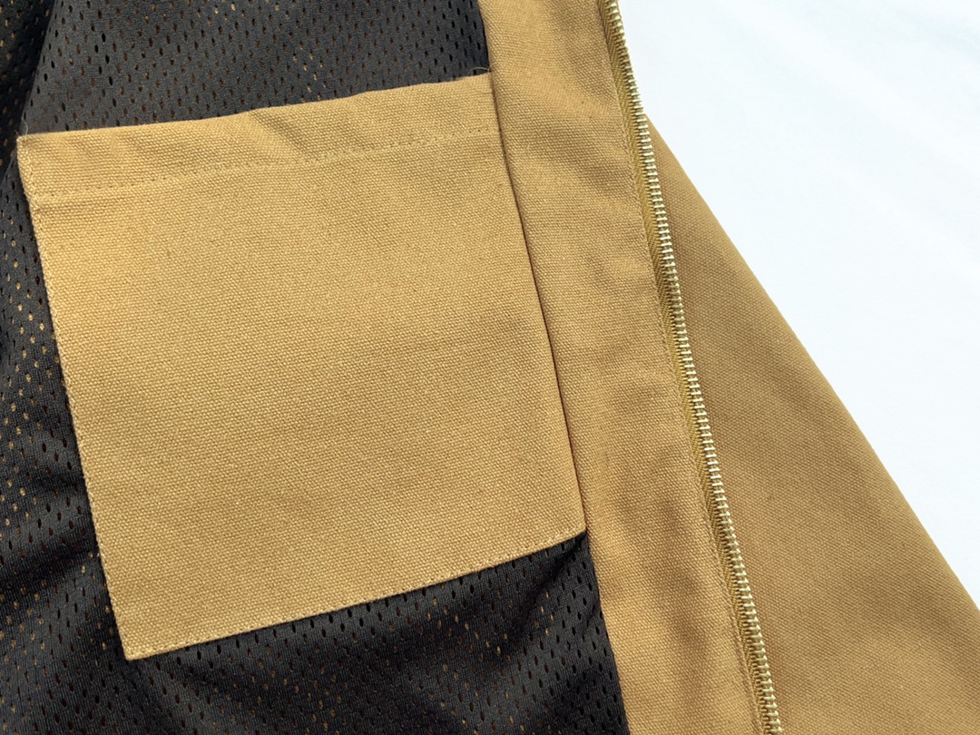 Carhartt KB05 Jacket Review: Classic 4-Colored Duck Blanket-Lined Detroit Jacket - 图片 8