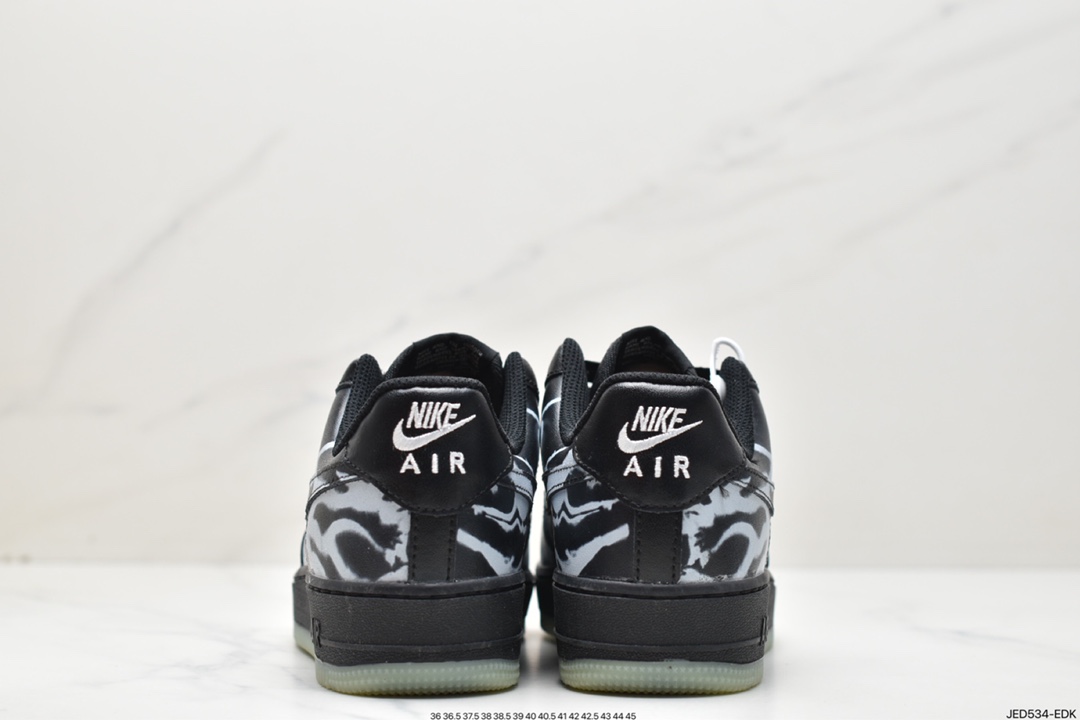 150 耐克Nike Air Force 1 空军一号低帮运动休闲板鞋 DQ7541-100