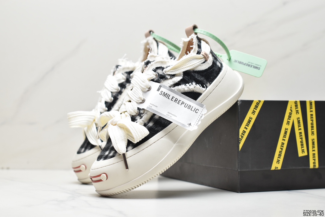 SMILEREPUBLIC thick-soled open smile canvas shoes series