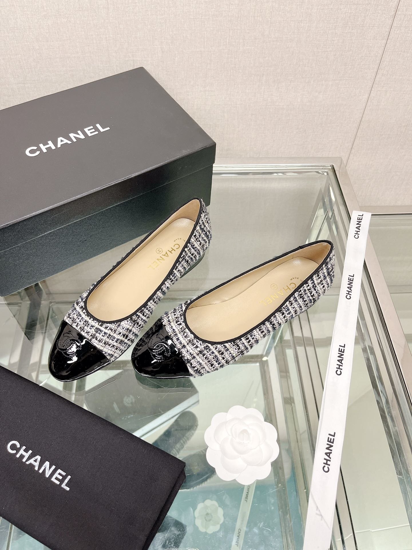 -chane*专柜最新小香珠片单鞋C
