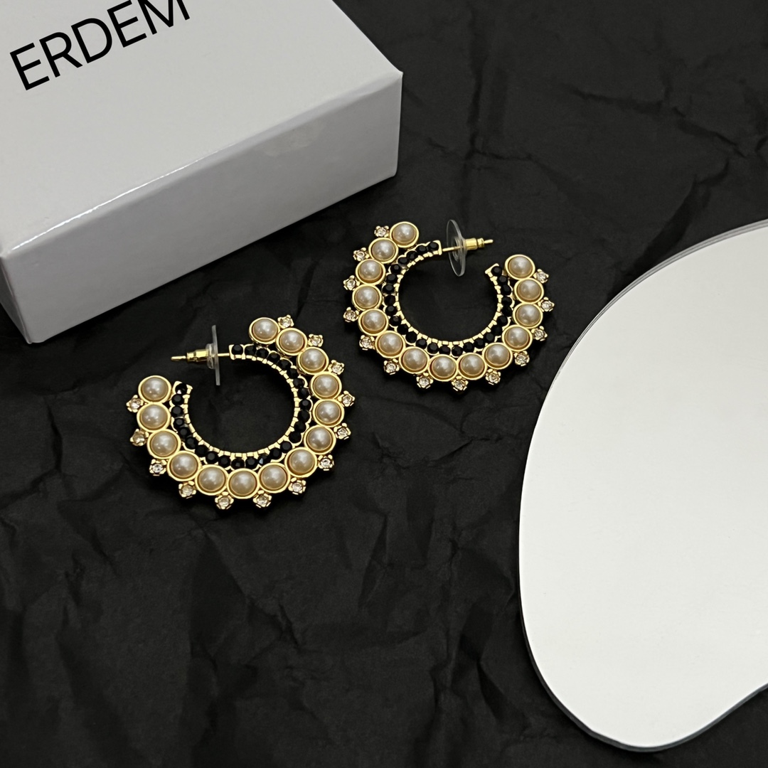 】ERDEM 艾尔丹姆 🇬🇧英国小众品牌 大圈珍珠耳环 高端定制  简单大方耳钉  华丽登场，很难见到如