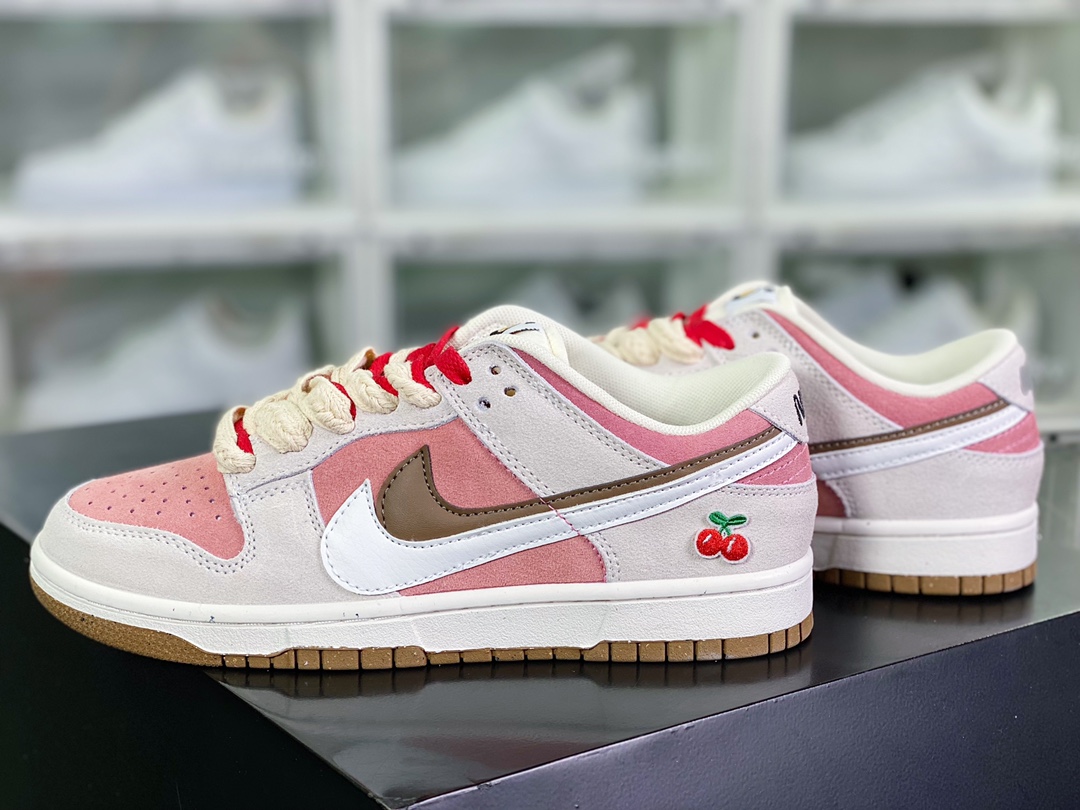 220 SB Dunk Low SE”85 Double Swoosh/Grey/Pink/Cherry”扣篮板鞋“麂皮浅灰粉棕双钩樱桃”DO9457-123