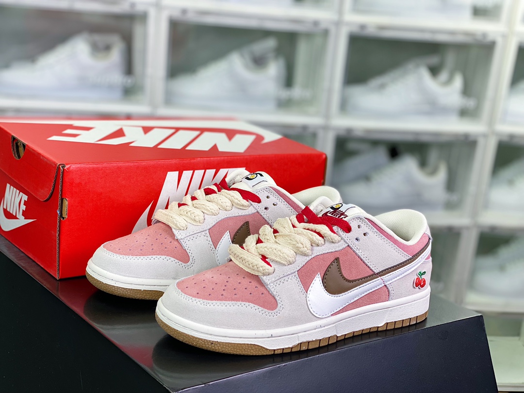 220 SB Dunk Low SE”85 Double Swoosh/Grey/Pink/Cherry”扣篮板鞋“麂皮浅灰粉棕双钩樱桃”DO9457-123