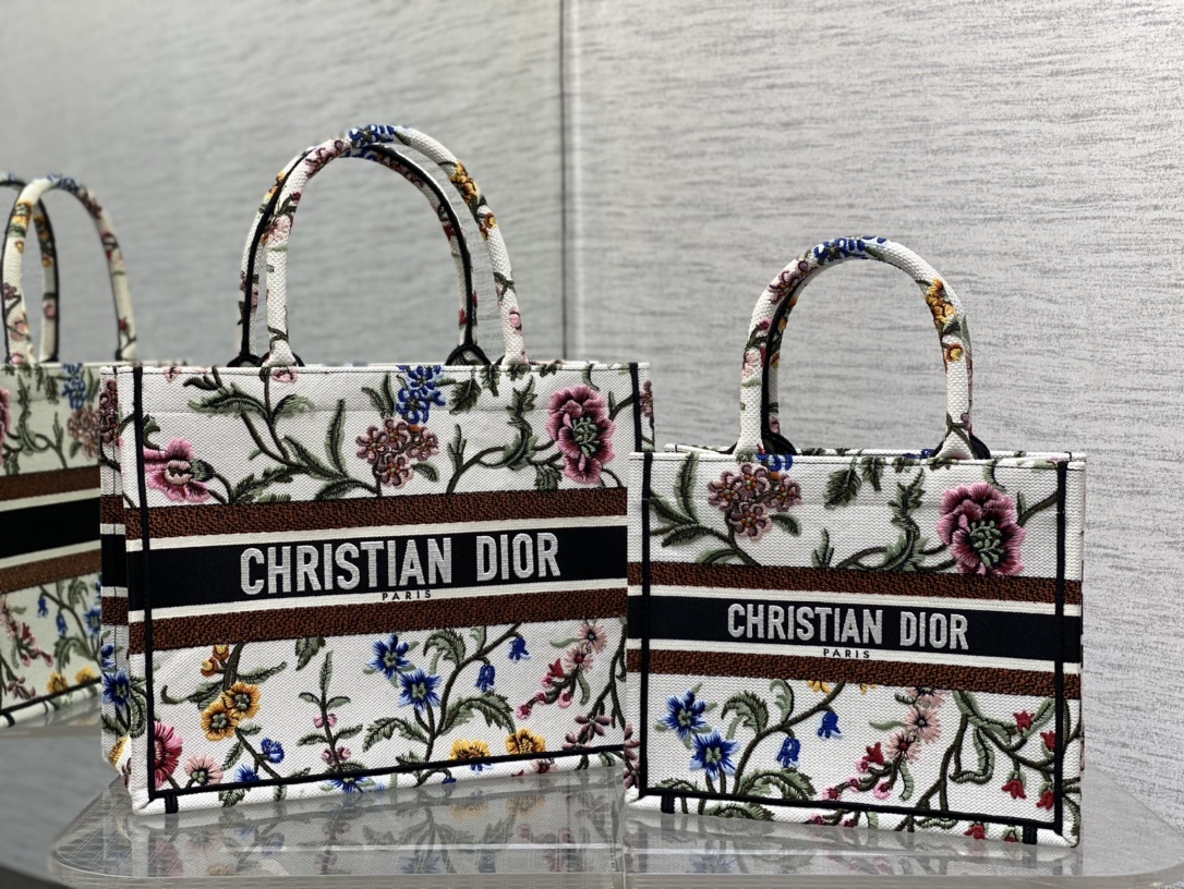 [Dior Women