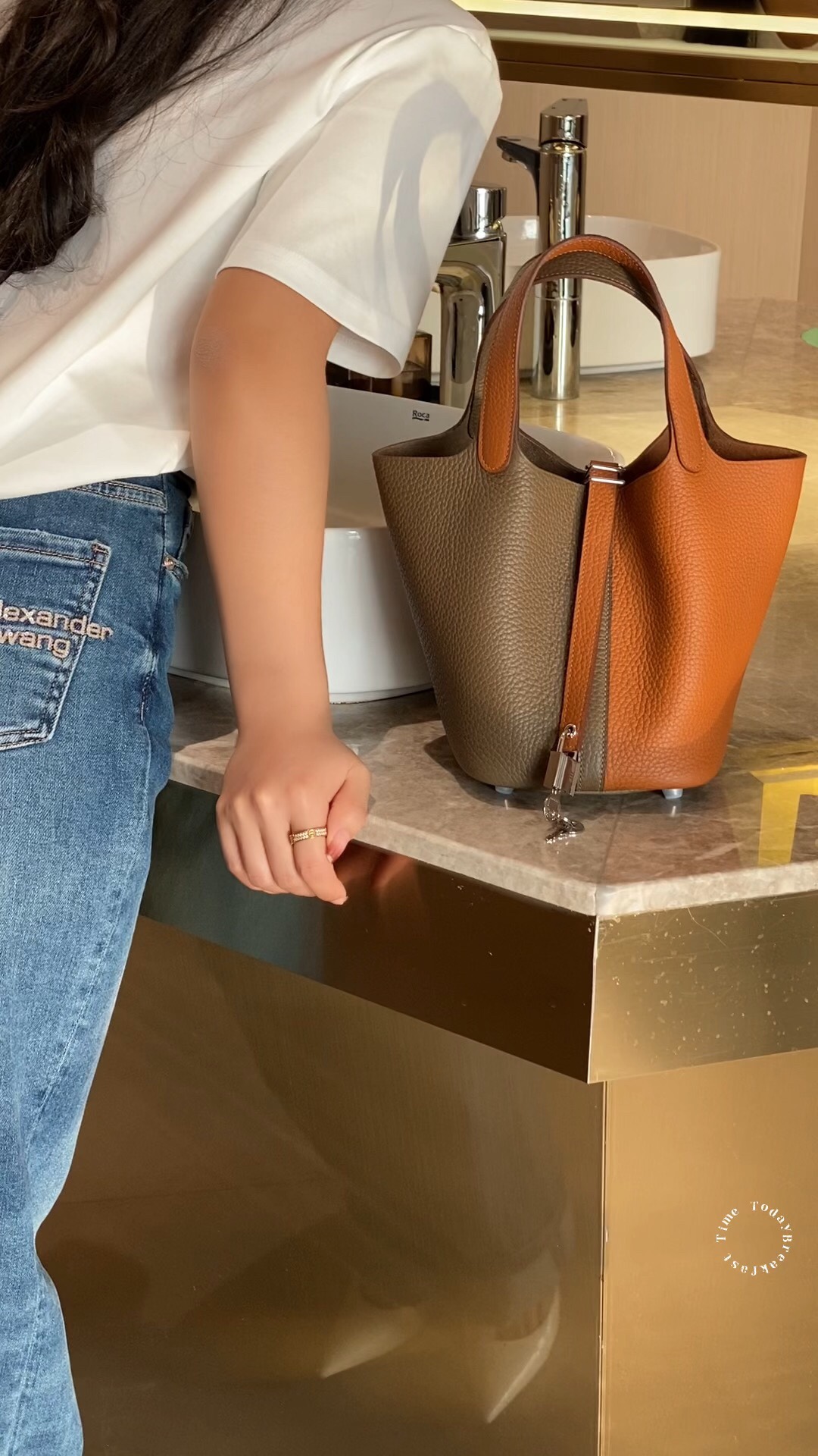 Hermès Real shot videoShow