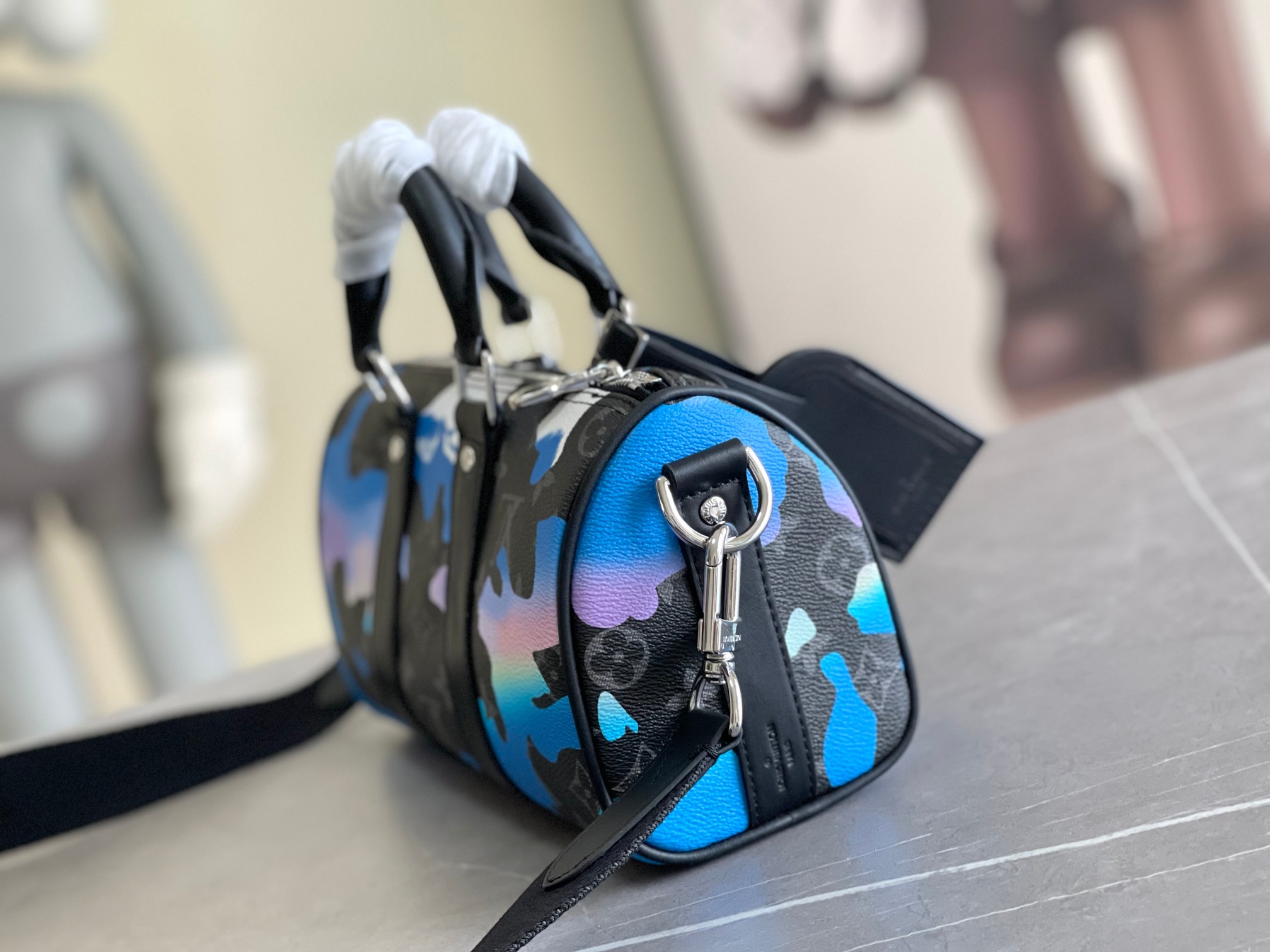 its compact structure is ideal for storing daily essentials such as a - Bag 2