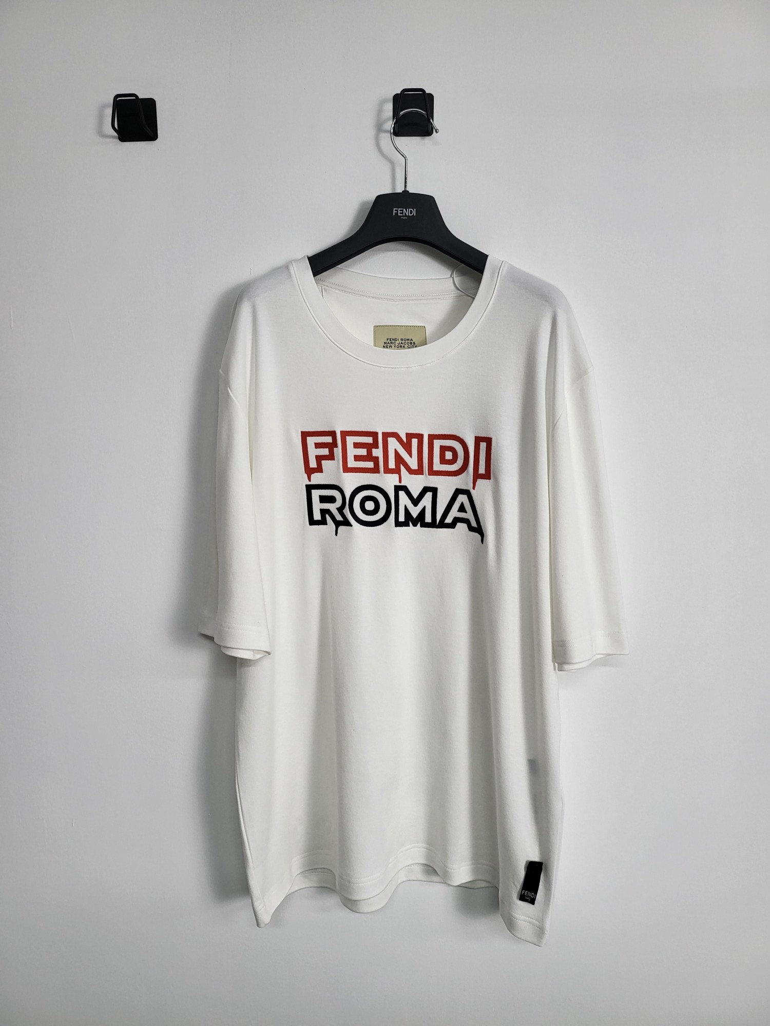펜디 자수 코튼 반팔 티셔츠 911 Fendi T Shirt