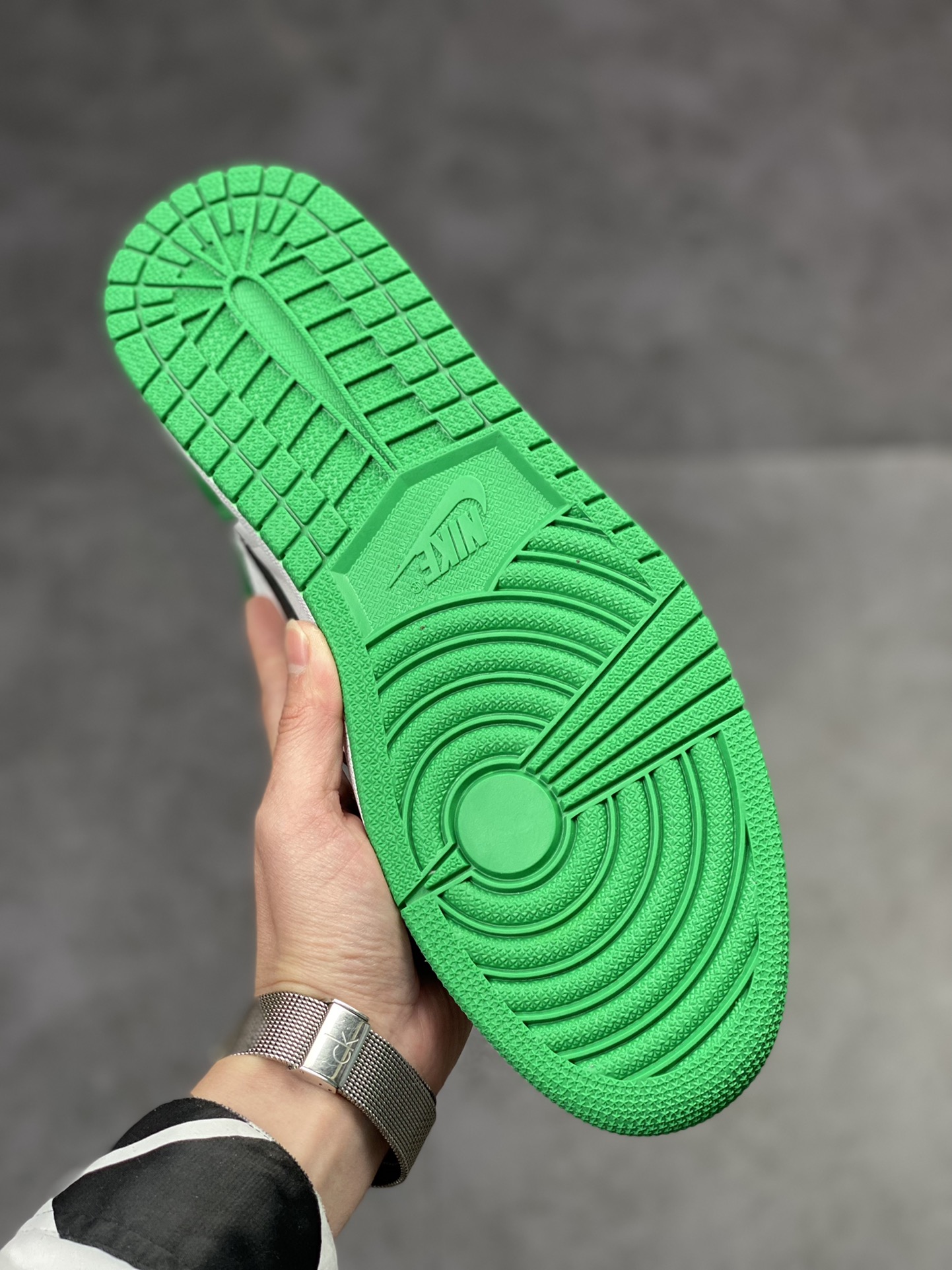 300 Air Jordan 1 High OG ”Lucky Green” 黑绿脚趾 DZ5485031