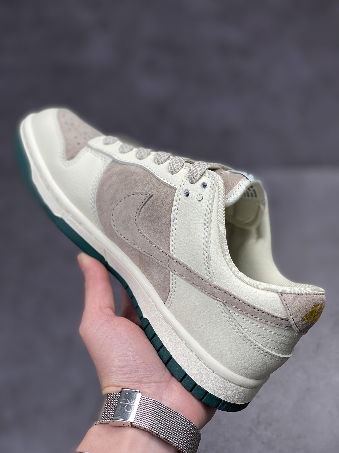 240 Nike SB Dunk Low LV联名 FC1688-100