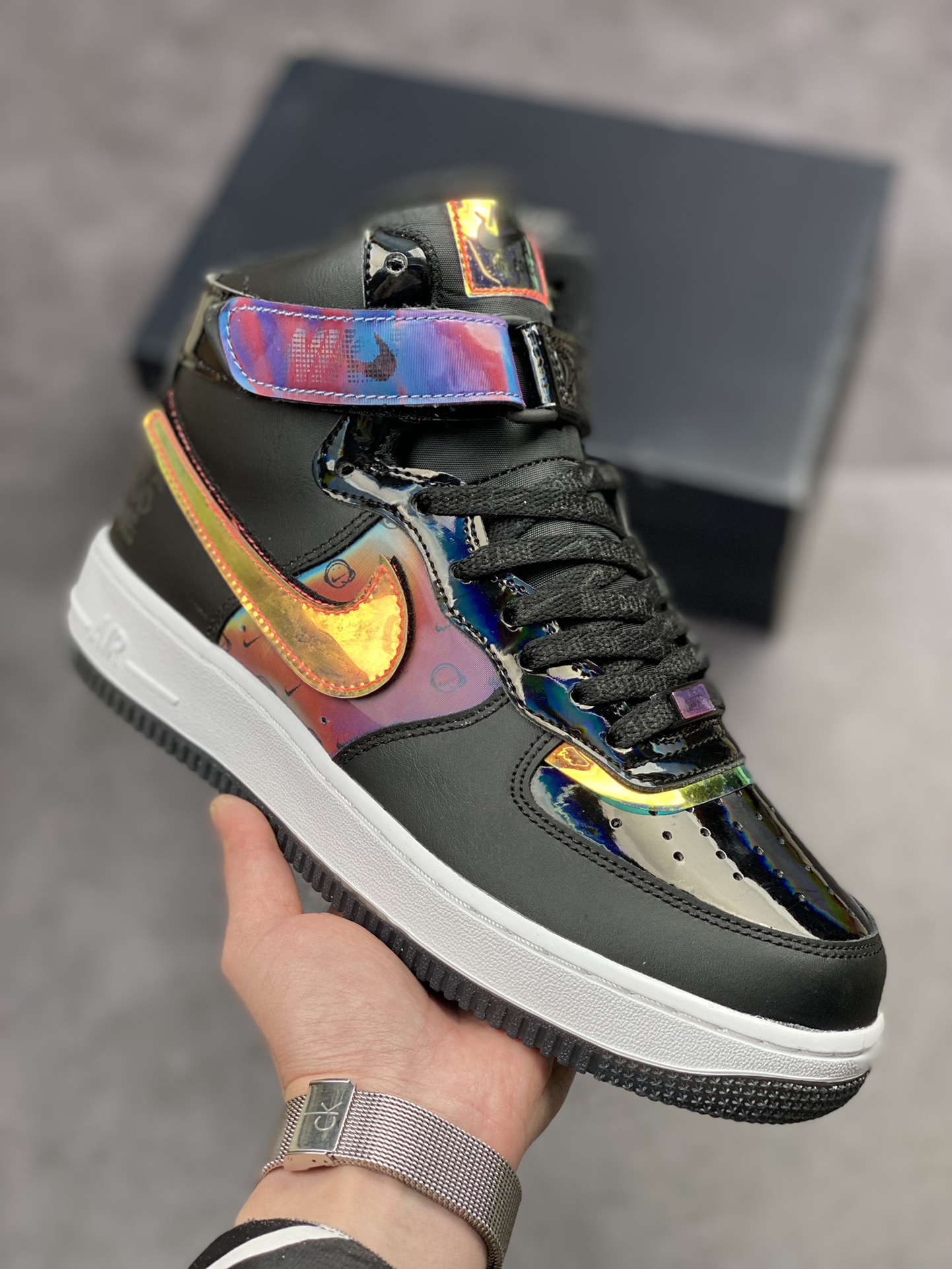 190 Nike Air Force 1 HIGH '07 LV8 镭射彩DC0831-101