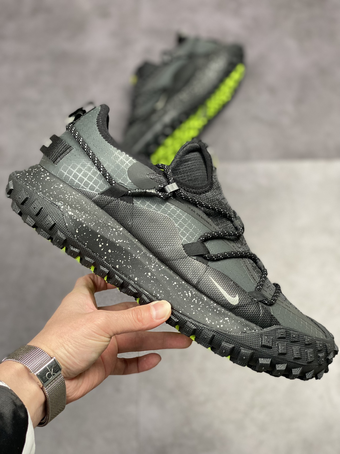 210 Nike ACG Mountain Fly Low GORE-TEX 户外登山运动鞋/黑色DD2861-001