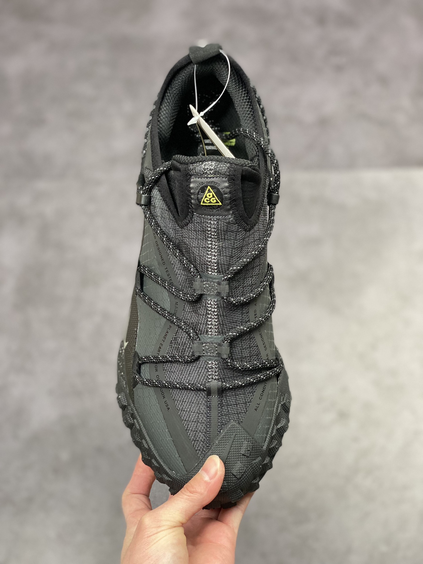 210 Nike ACG Mountain Fly Low GORE-TEX 户外登山运动鞋/黑色DD2861-001