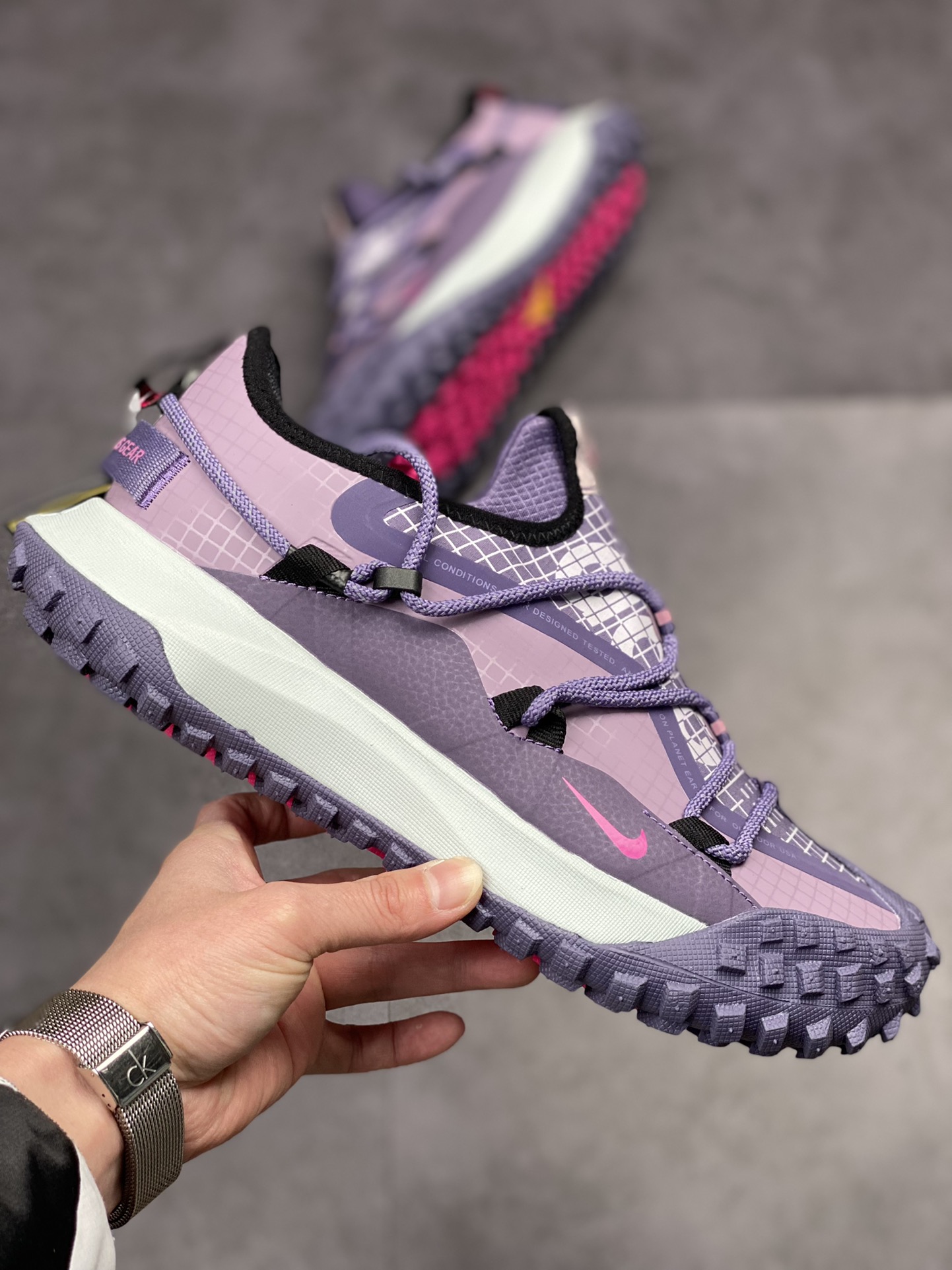 210 Nike ACG Mountain Fly Low GORE-TEX 户外登山运动鞋/紫色 DQ1979-500