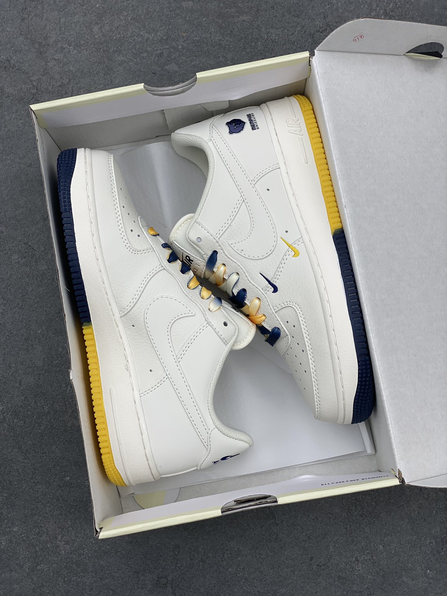 Nike Air Force 1 Low '07 'Memphis Grizzlies' Limited Edition Sneakers 10 i1677960666 7311 8
