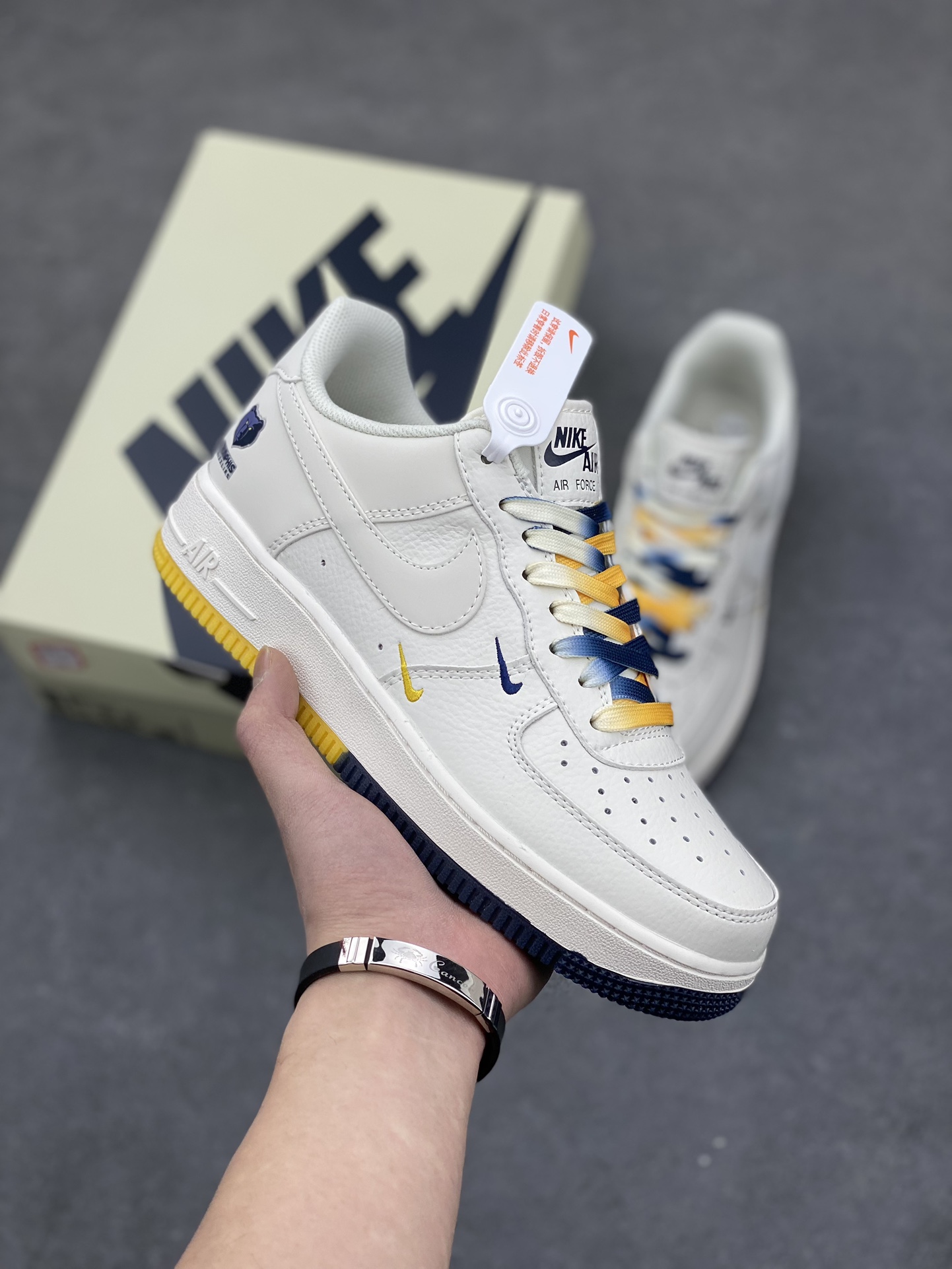 Nike Air Force 1 Low '07 'Memphis Grizzlies' Limited Edition Sneakers