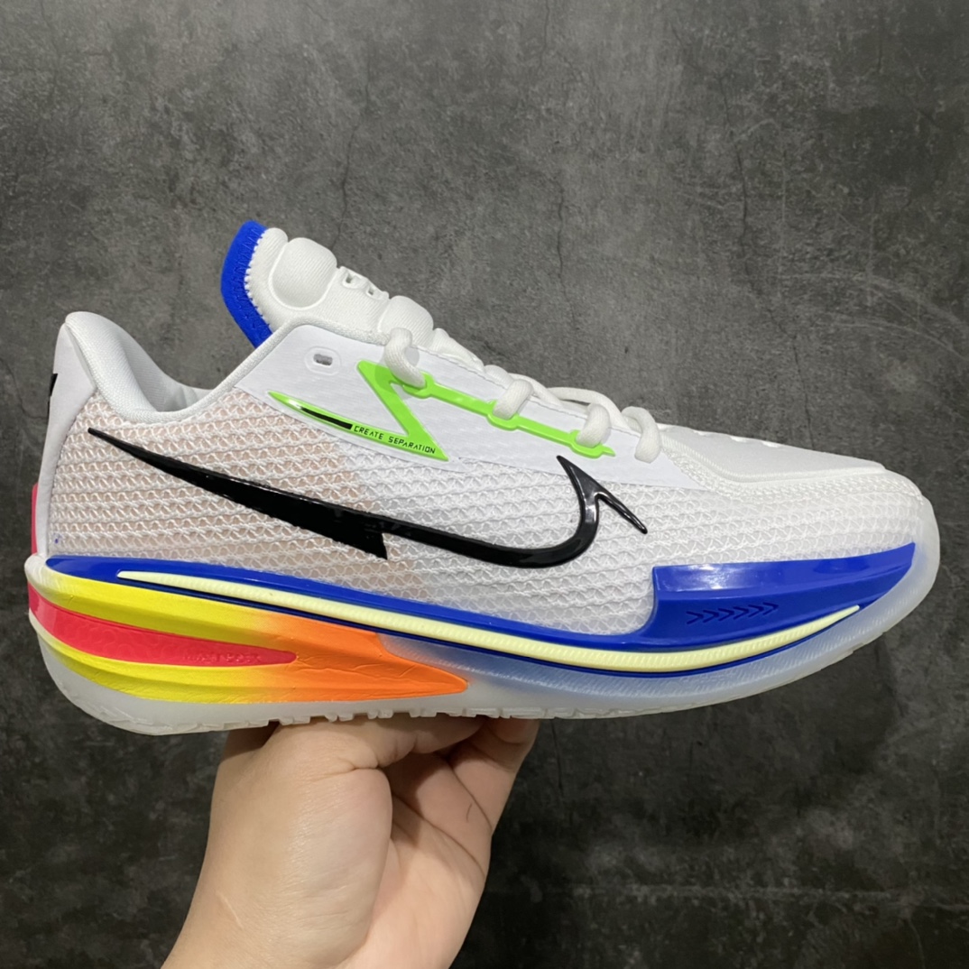 C版实战版Nike Air Zoom G.T. Cut EP此版本特点气垫压强非常好 缓震效果好n清洁度高 鞋孔裁边无任何毛边n鞋底加了抗扭片 抗扭效果好 实战效果很好nn本耐克 GT 低帮 彩虹白蓝灰 厚底回弹减震实战篮球鞋 奥运会  鞋身整体以绿色为主，配以黑色、红色作为点缀，左右脚后跟处分别配有“GT”字样和全新的鞋款系列Logo标识。采用了全掌Zoom+全掌 React +后掌马蹄形Zoom的科技配置，相信这样的豪华配置势必将为其带来不俗的实战性能。 货号：DX4112-114 尺码：36 36.5 37.5 38 38.5 39 40 40.5 41 42 42.5 43 44 44.5 45 46n-莆田鞋批发中心