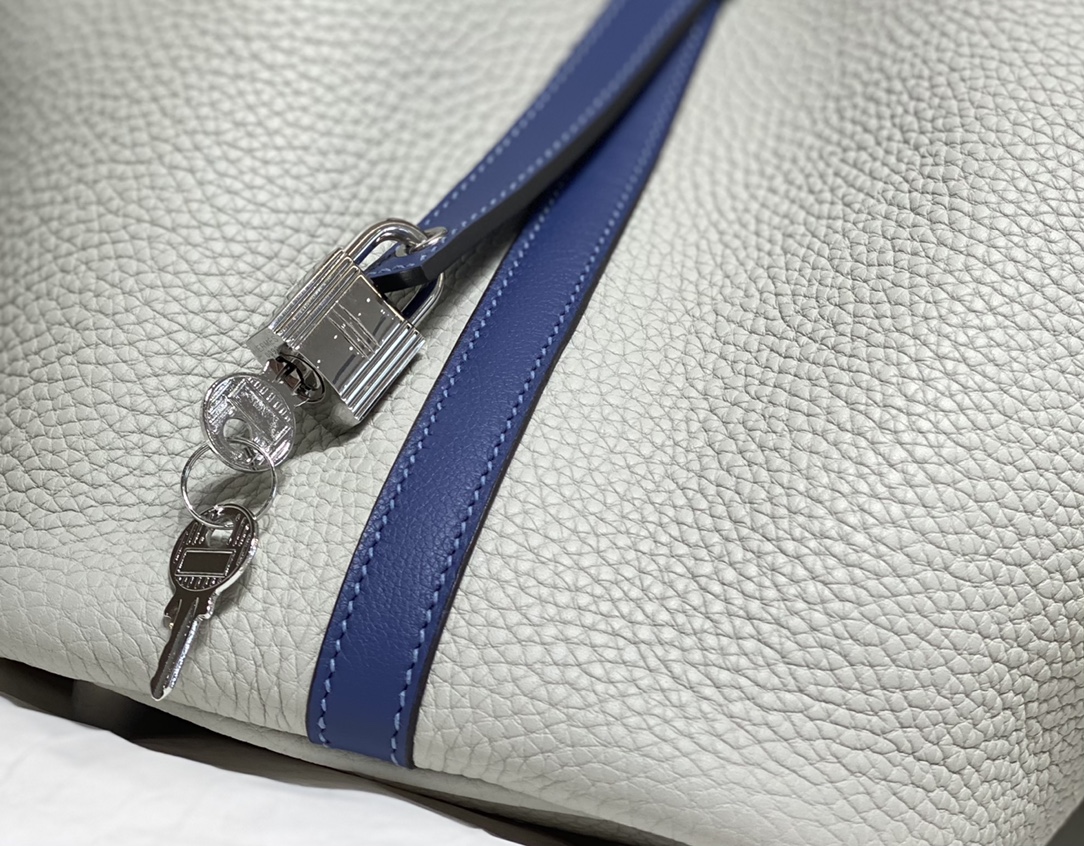 Hermès Luxury Handbag Collection 6