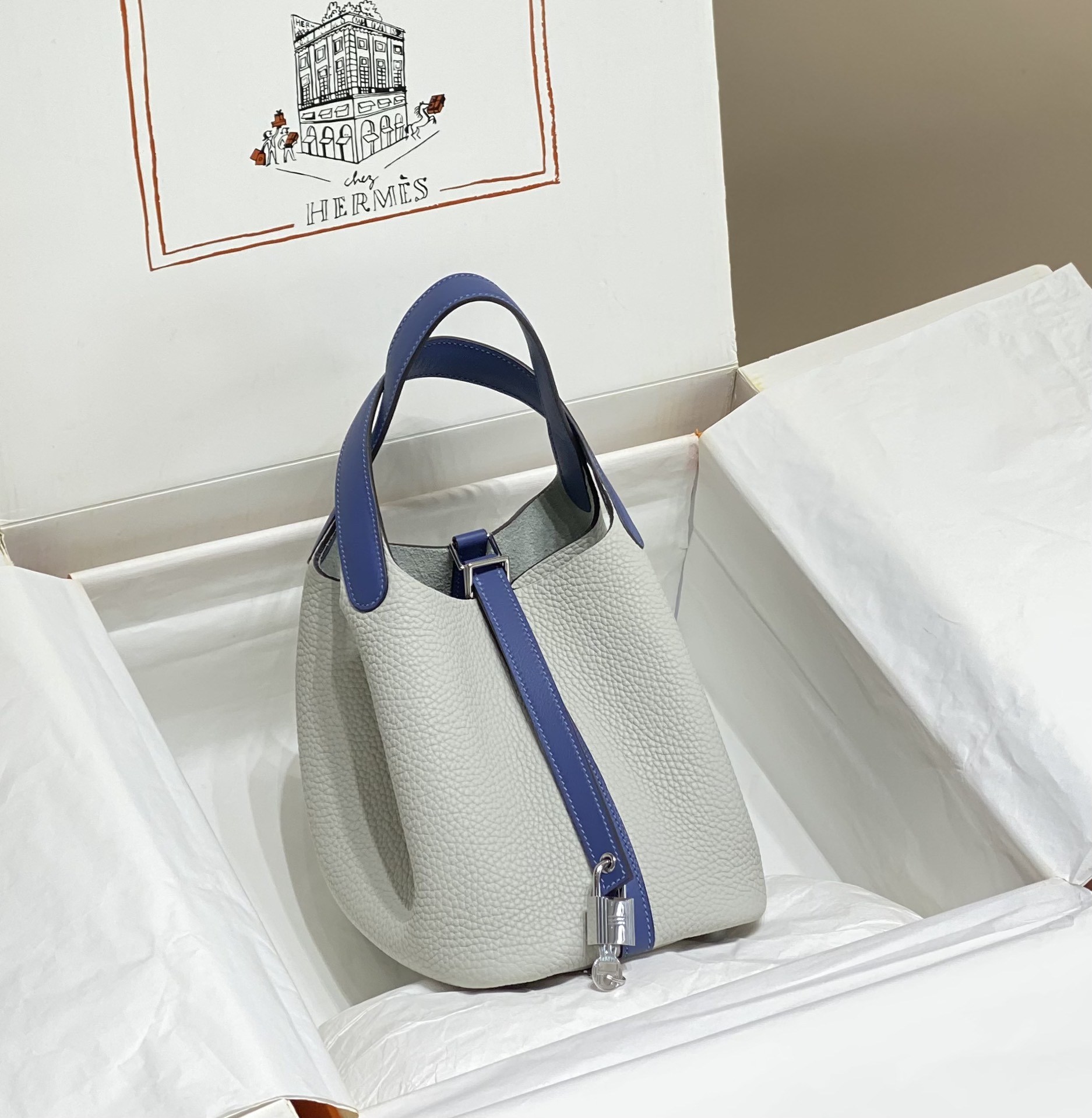 Hermès Luxury Handbag Collection 3