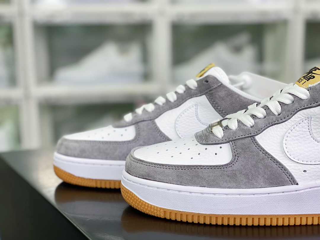 240  Air Force 1′07 Low Suede”White/Grey/Yellow”空军一号板鞋“拼接白深灰黄土”DE0099-005