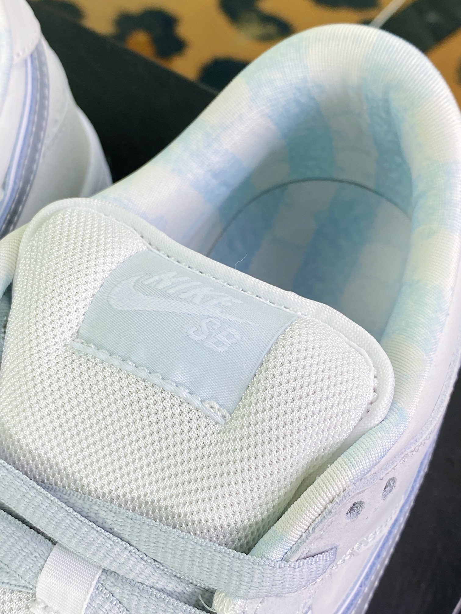 420 Concepts x 【Nike】 SB Dunk Low ”Orange Lobster”扣篮板鞋“灰白龙虾”FD8776-100