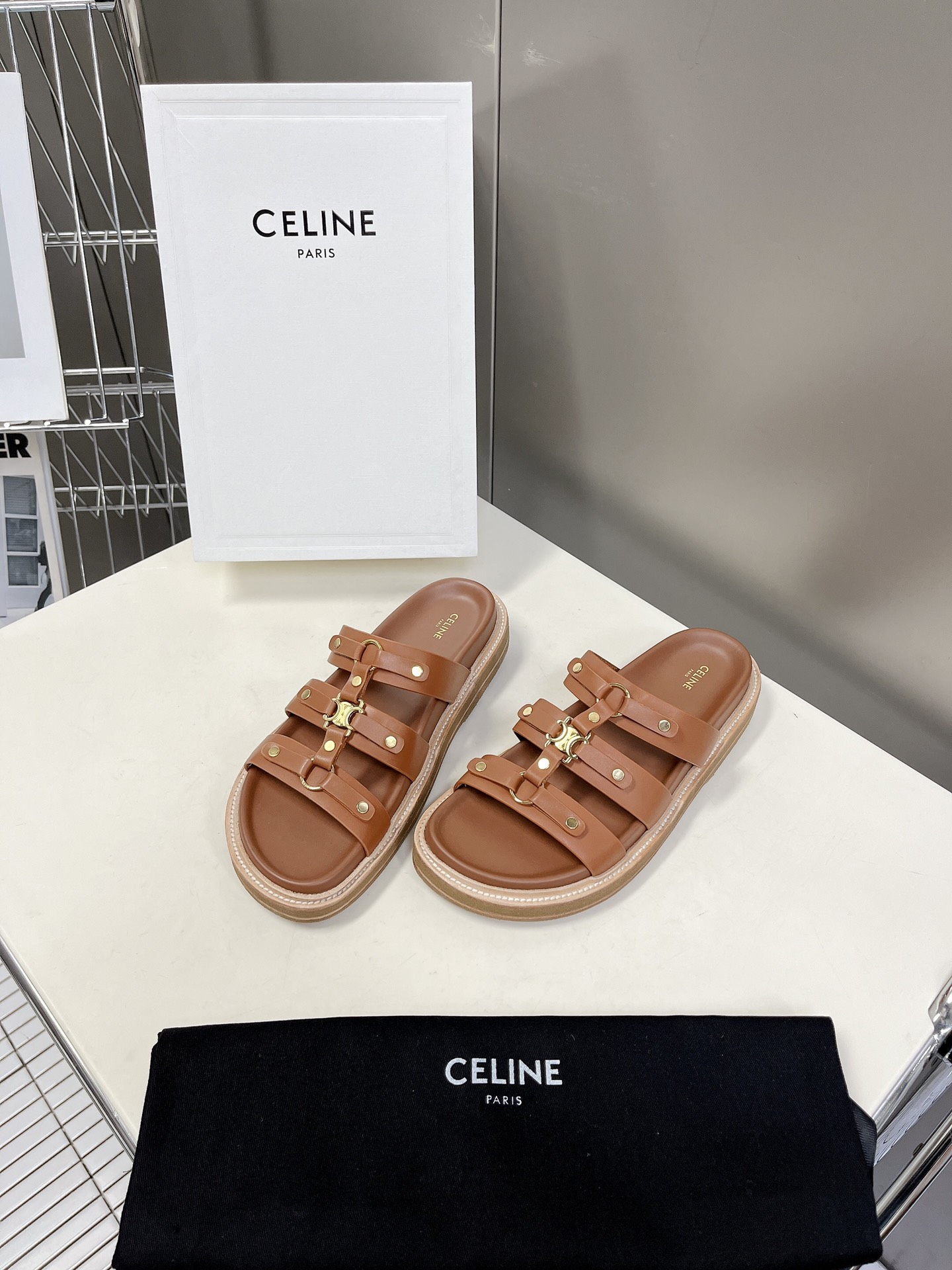 CELINE思琳代级别春夏新品凯旋门