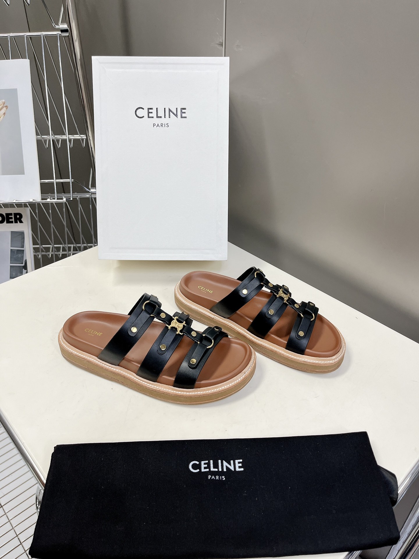 CELINE思琳代级别春夏新品凯旋门