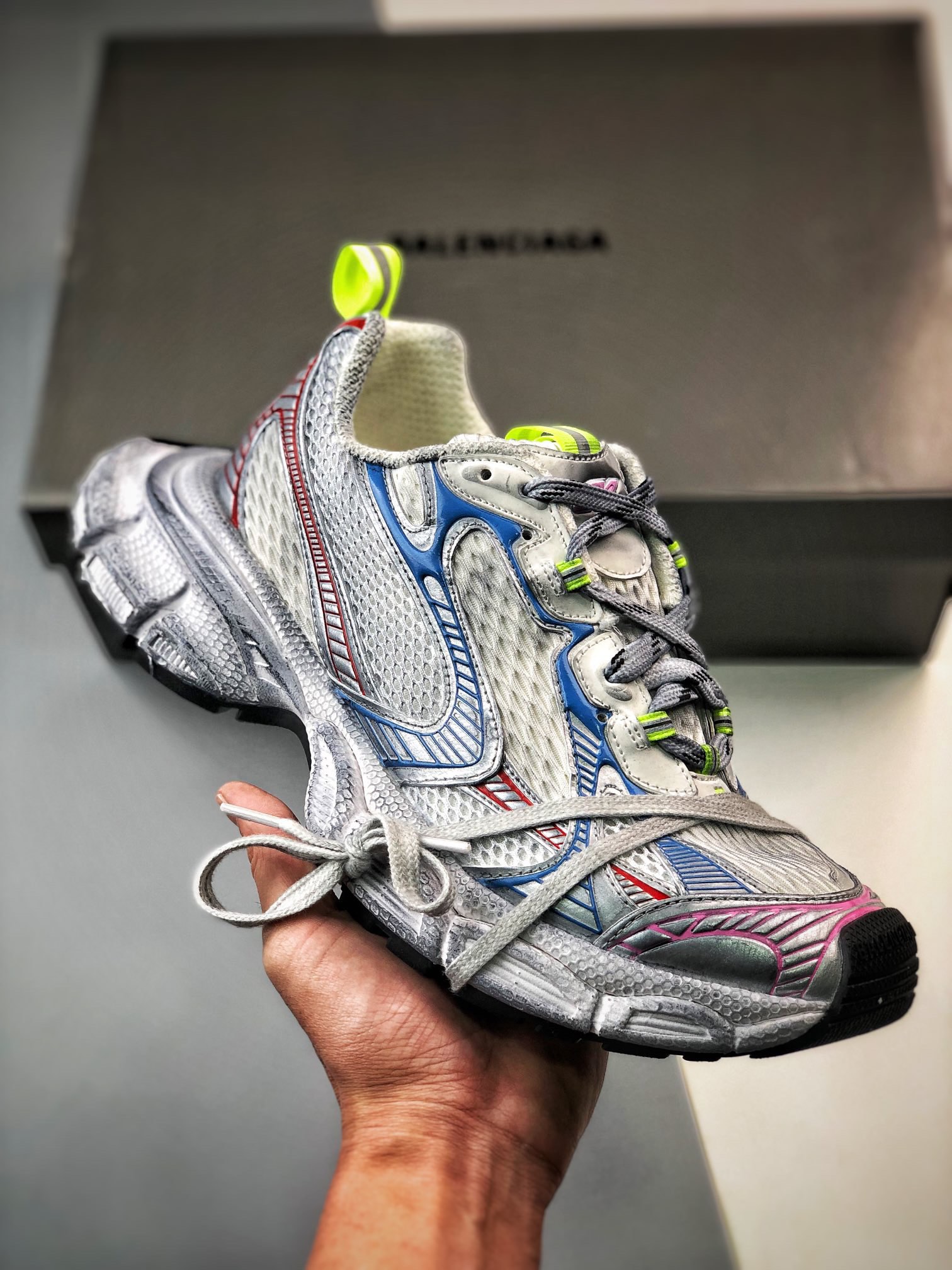 ⚠️【Talla más grande】⚠️Balenciaga versión superior de los nuevos zapatos para papá de Balenciaga, diseño de correa en la…