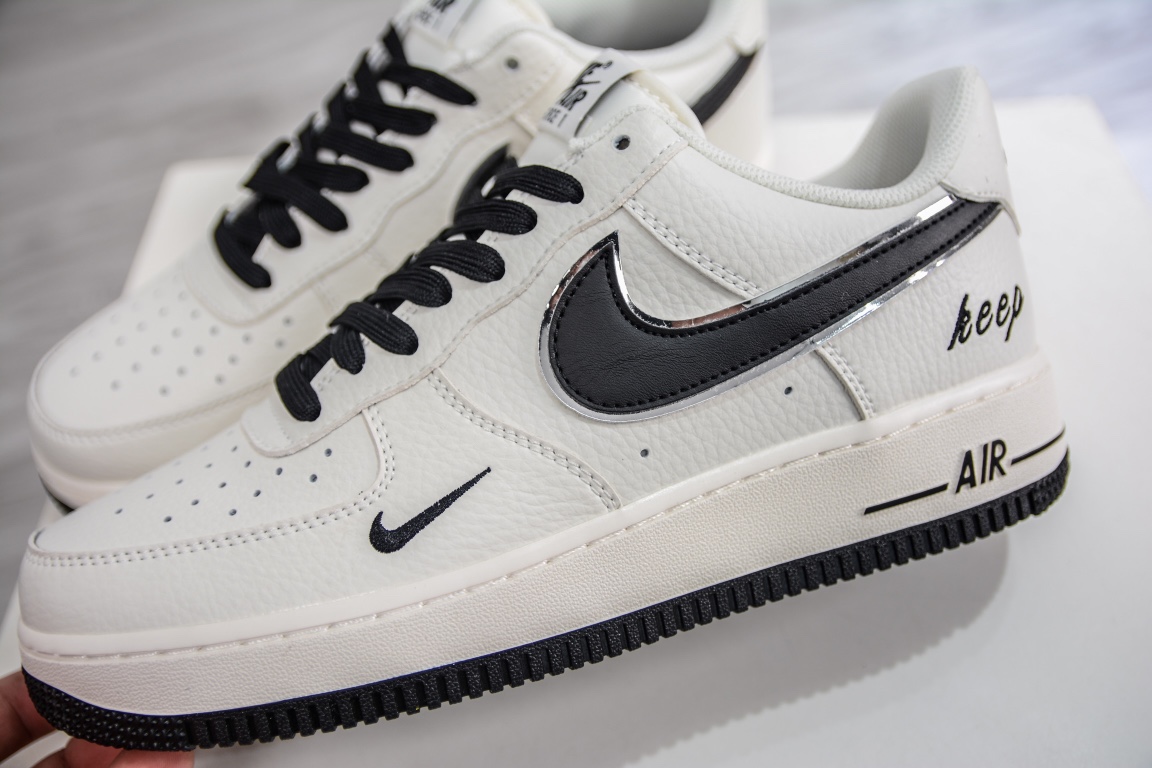 260 Nike Air Force 1'07 Low ”Keep Fresh” 黑银小勾 板鞋 BM1996-022