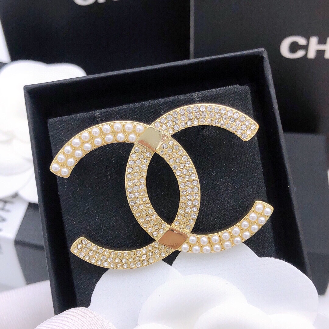 Chanel Joyas Broche Incrustados con diamantes