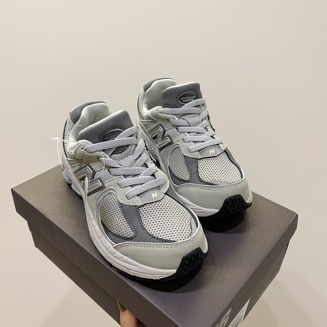 图片[9]-NB2002R松紧带儿童鞋缓震跑鞋尺码表🔻 尺码：26-37 📣不同品牌，不同系列的鞋子，鞋码存在差异 所以一定要量一下宝宝脚长 根据宝宝脚➕1.5cm选择相对应内长-选品中心