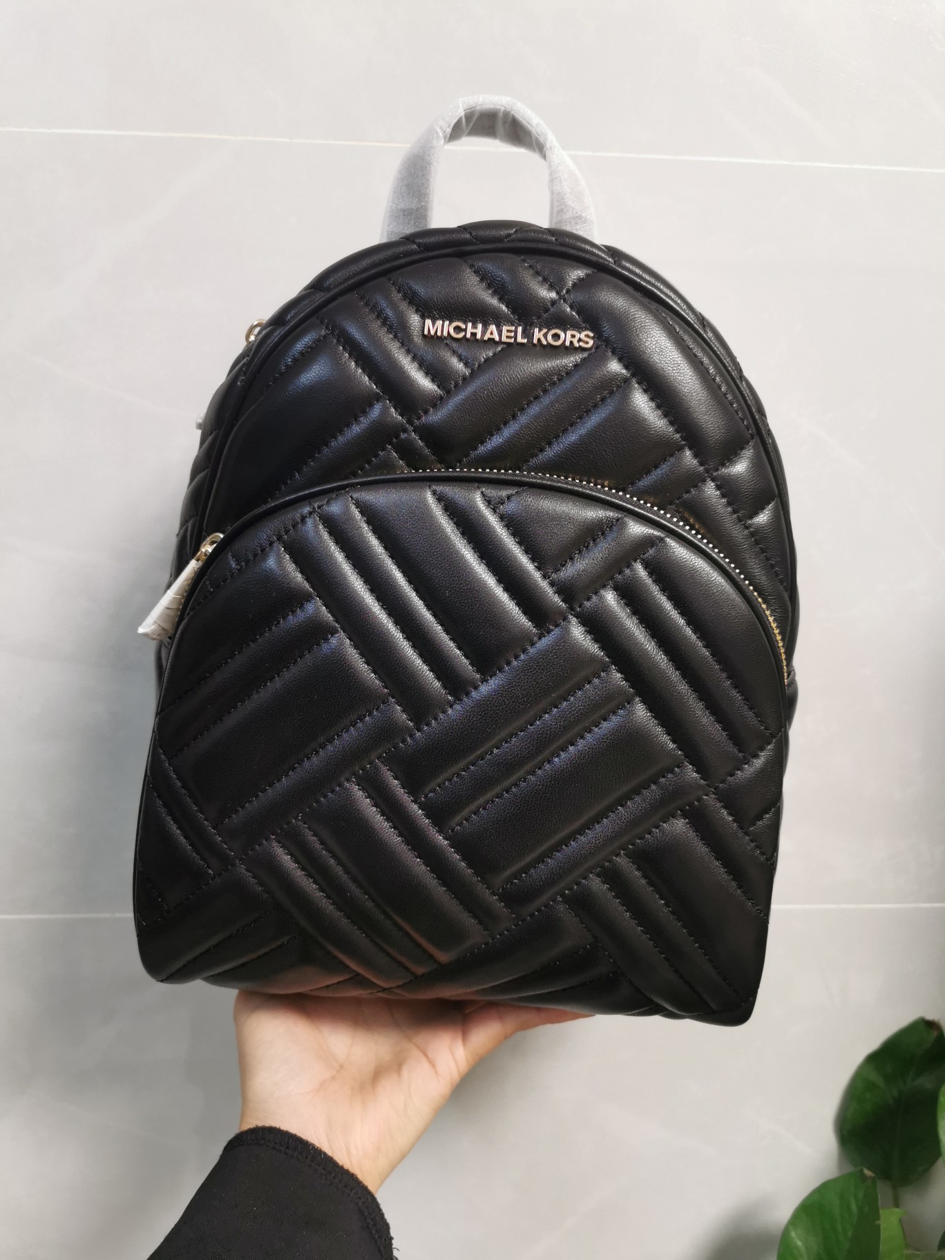 Michael Kors MK羊皮系列双肩背包 羊皮长方条格大小不同拼 内里前后都有插袋和拉链暗袋 实用又