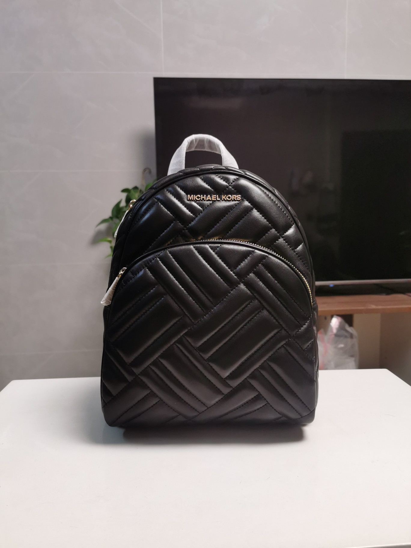 Michael Kors MK羊皮系列双肩背包 羊皮长方条格大小不同拼 内里前后都有插袋和拉链暗袋 实用又