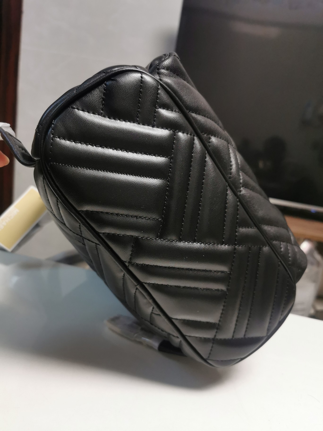 Michael Kors MK羊皮系列双肩背包 羊皮长方条格大小不同拼 内里前后都有插袋和拉链暗袋 实用又