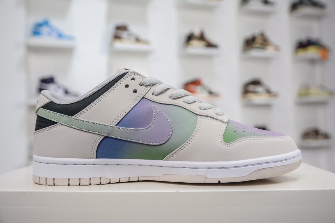 300 官方爆款定制 Nike SB Dunk Low 复古CD主题 低帮休闲板鞋 RU2236-565