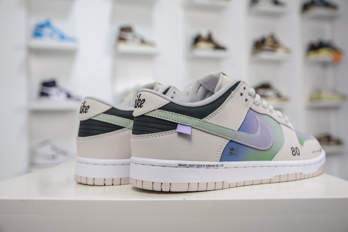 300 官方爆款定制 Nike SB Dunk Low 复古CD主题 低帮休闲板鞋 RU2236-565