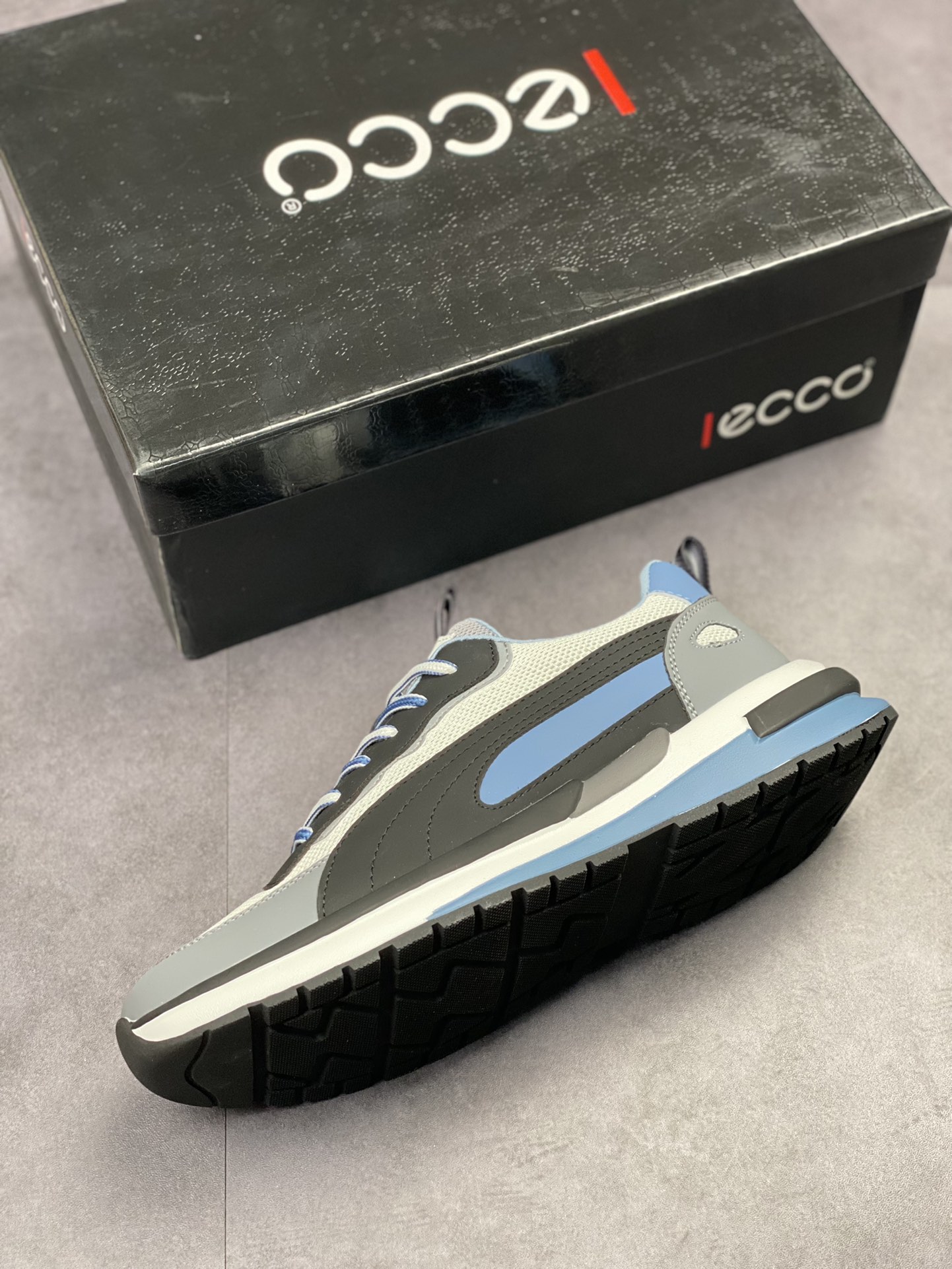 ECCO/Aibu sports running shoes/casual shoes