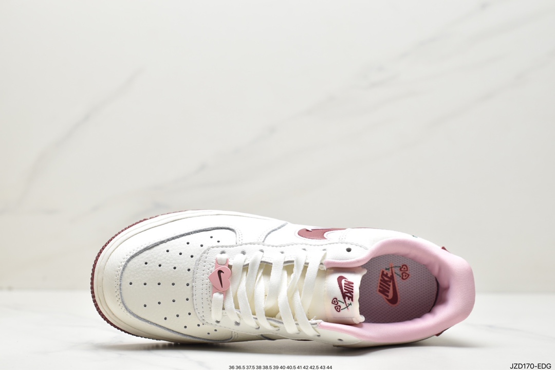 140 耐克Nike Air Force 1 Low 07 LX ”Valentine's Day” 空军兔年限定FD4616-161