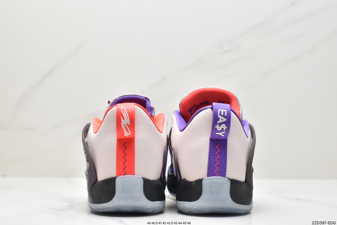 Nike Zoom KD15 全新的 Zoom KD 15使用了全掌＋前掌扇形重叠式气垫配置 DO9827-900