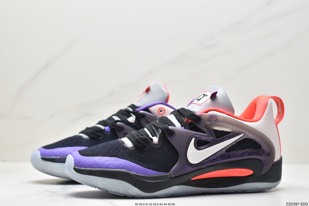 Nike Zoom KD15 全新的 Zoom KD 15使用了全掌＋前掌扇形重叠式气垫配置 DO9827-900