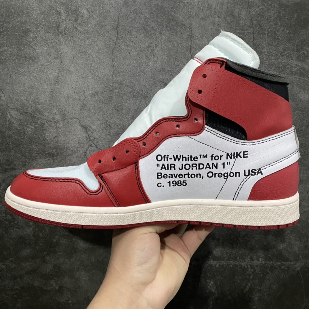 图片[2]-老DT版本OFF-WHITE x Air Jordan AJ1 OW 联名北卡蓝/联名芝加哥白红 /白联名n鞋面网纱、后跟港宝等材料 均采购来自原厂针车孔深度 间距 极致还原乱真所有模具原鞋拆解开发 市售第一梯队版本 货号：AQ0818-100/148 AA3834-101  尺码：40 40.5 41 42 42.5 43 44 44.5 45 46 47.5-莆田鞋批发中心