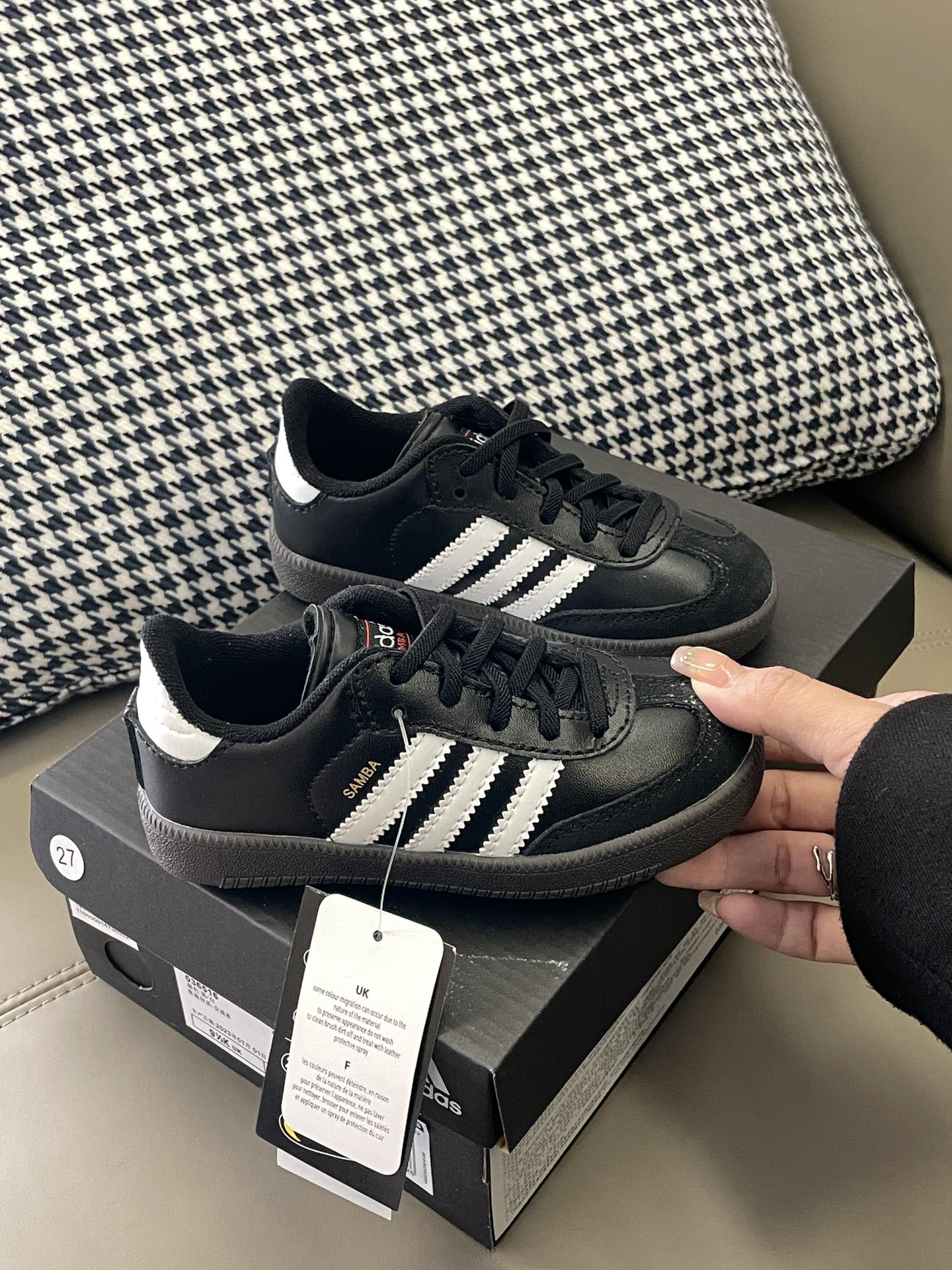 图片[4]-一分钱一分货 ！ 我们的运动鞋从来都是压缩自己的利润，让每个铁子感到“真正的实惠”！！ 我的货经过数个月打磨，鞋型、脚感已达巅峰👊🏻市面跟风的，一定会盗用我的图，实际收到的真的不是同一个level[发抖]比价绕道⚠️仅献给真正识货的人🙏-选品中心