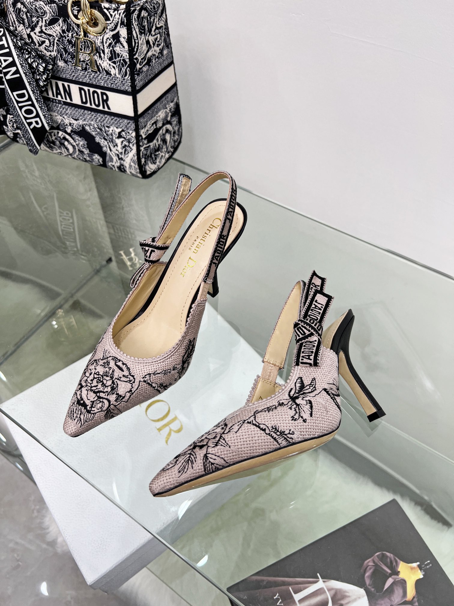 Dior Shoes High Heel Pumps Sandals Embroidery Genuine Leather Sheepskin Spring/Summer Collection