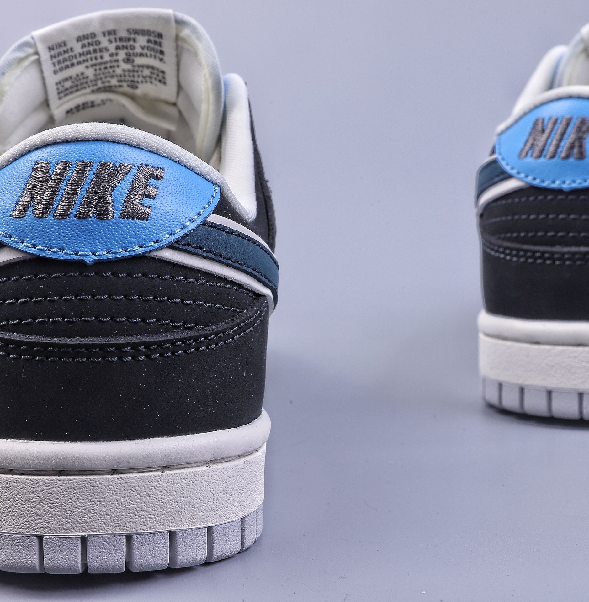 240 Nike Dunk Low LV联名-蓝精灵 高端定制 SB低帮运动休闲板鞋 FC1688-200