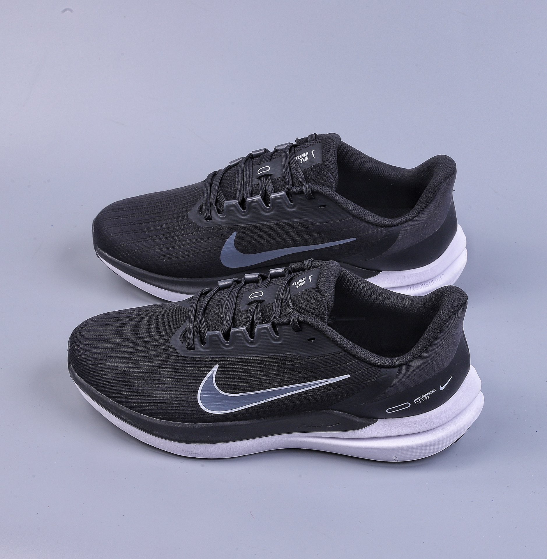 200 Nike Zoom Winflo 9 登月新款运动休闲缓震跑步鞋 DD6203-001