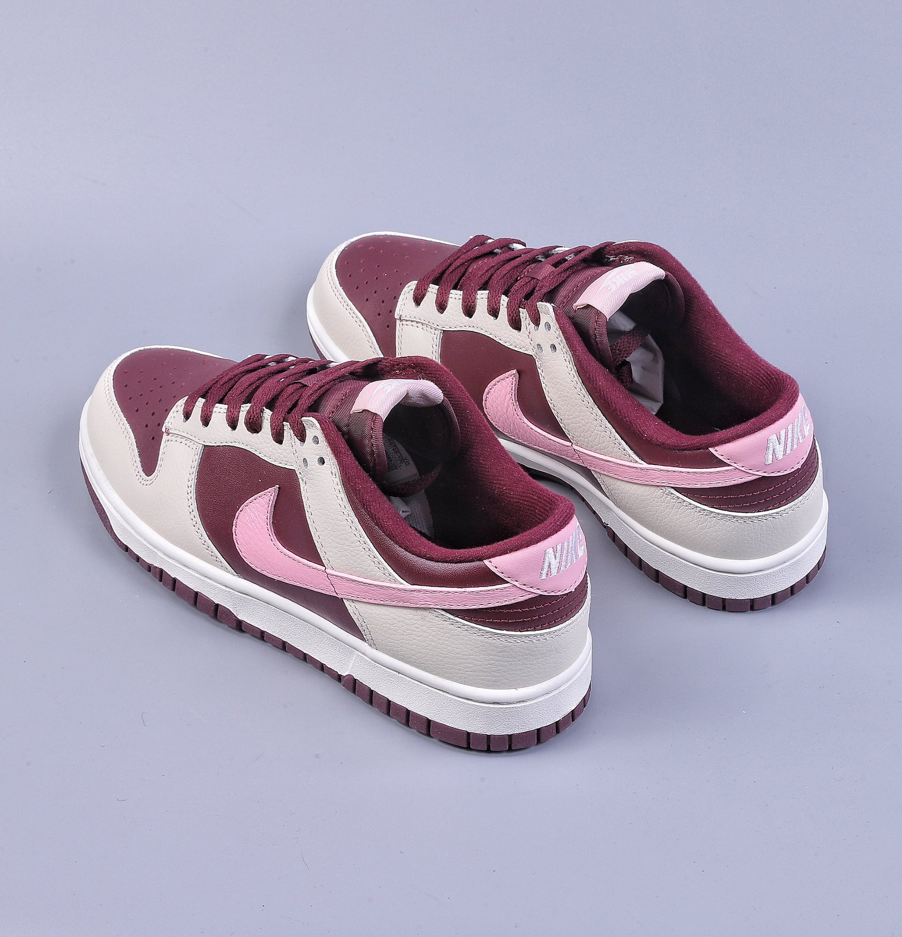 280 A版NIKE SB Dunk Low 酒红配色 DR9705-100