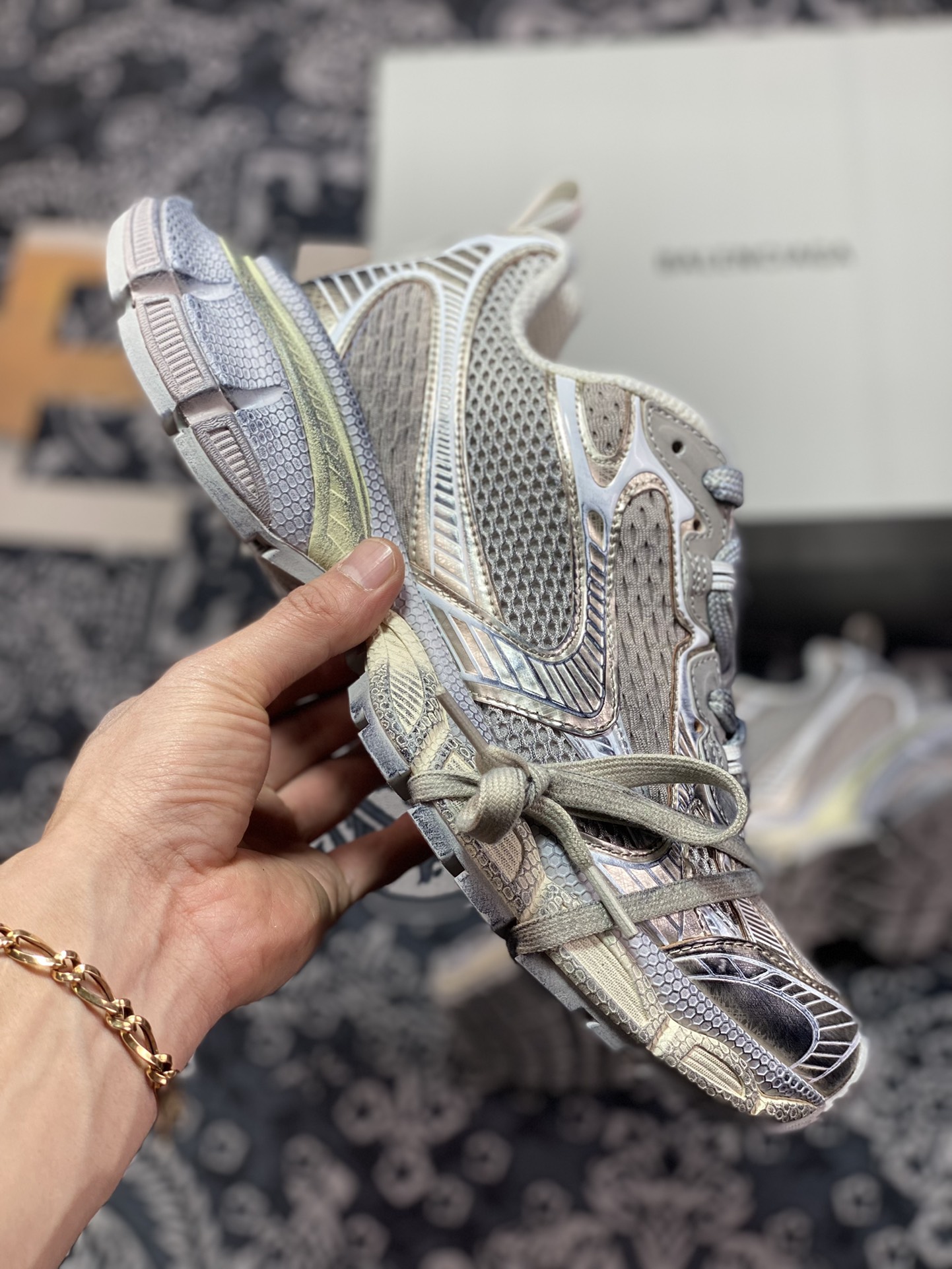 470  BALENCIAGA 3XL Sneakers 3+系列低帮复古阔型慢跑鞋“网织炫彩白银玫瑰金”734734 W3BR5 0208